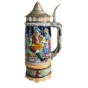 Germany Folk Souvenir Beer Stein 10" Gold Tone Metal Lid Music Box Oktoberfest